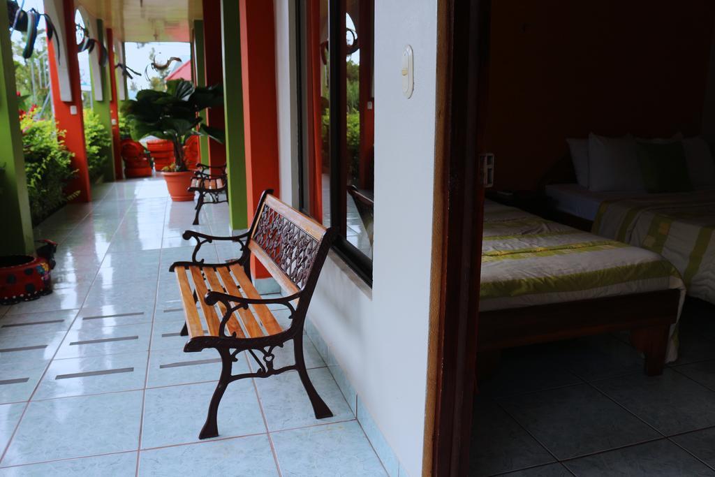 Hotel Las Flores Fortuna La Fortuna Zewnętrze zdjęcie