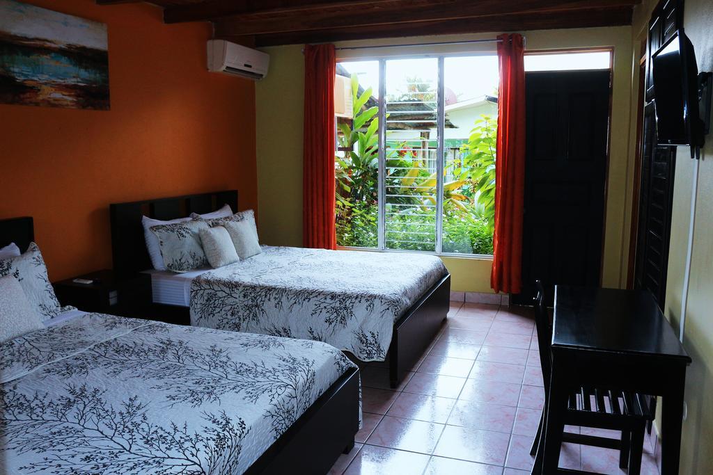 Hotel Las Flores Fortuna La Fortuna Zewnętrze zdjęcie