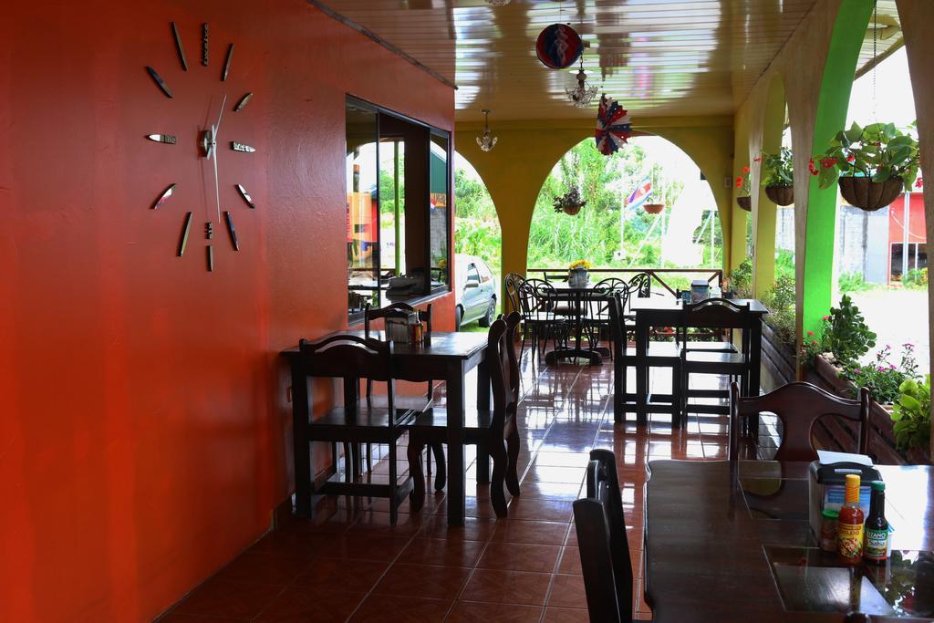 Hotel Las Flores Fortuna La Fortuna Zewnętrze zdjęcie
