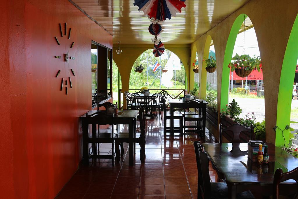 Hotel Las Flores Fortuna La Fortuna Zewnętrze zdjęcie