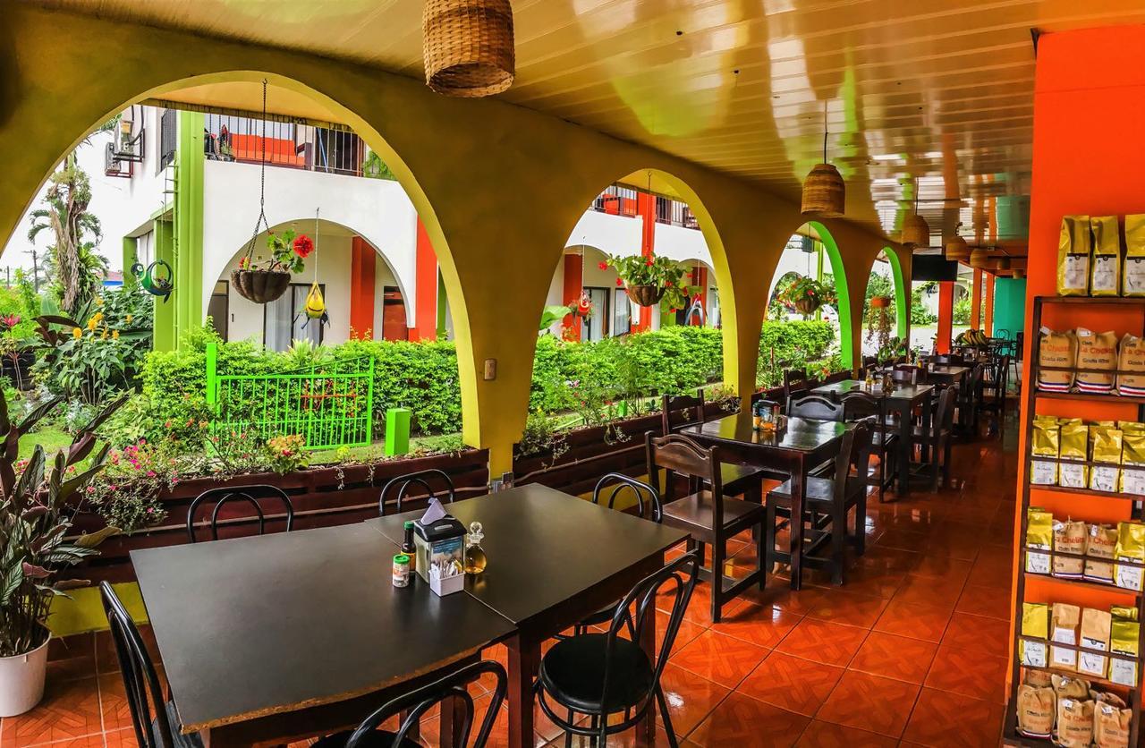Hotel Las Flores Fortuna La Fortuna Zewnętrze zdjęcie