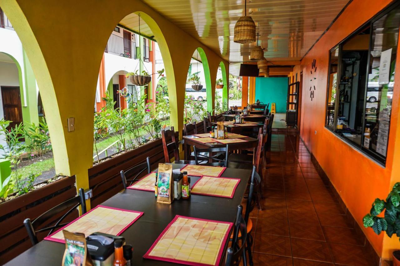 Hotel Las Flores Fortuna La Fortuna Zewnętrze zdjęcie